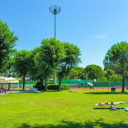 Дом отдыха Villaggio Olimpia Бибионе